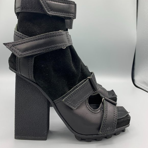 Acne Studios Black Ankle boots in Suede (38 / 39)  - FL-SH-039 - Picture 1 of 16